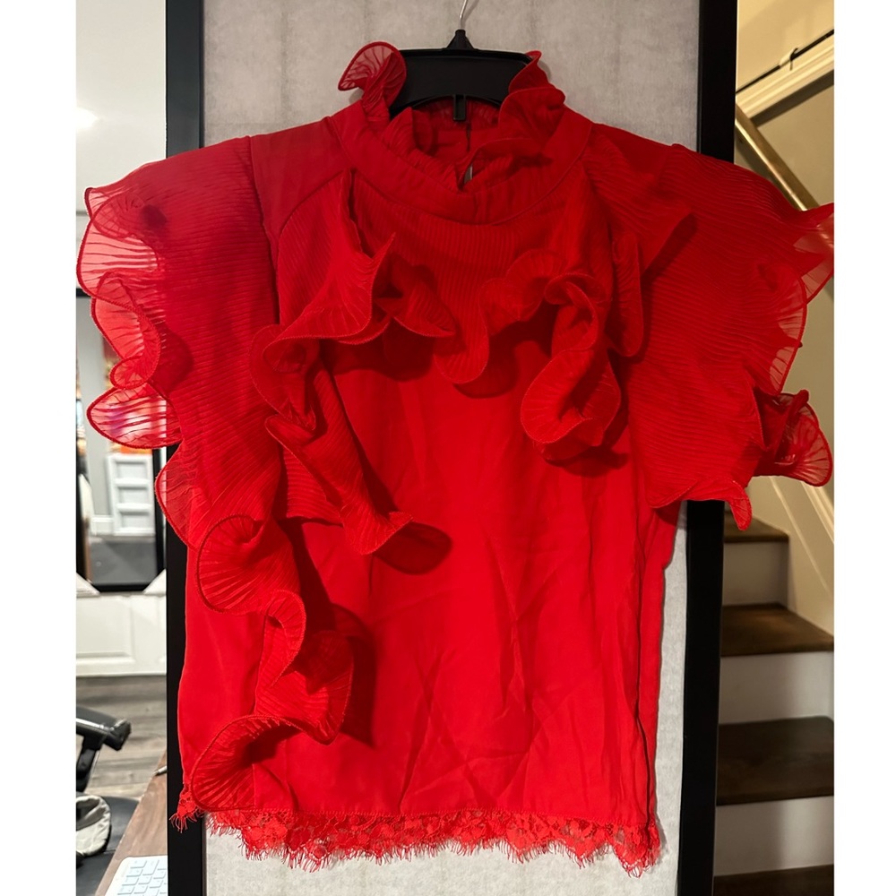 Women’s Holiday Ruffle Blouse US M/8.